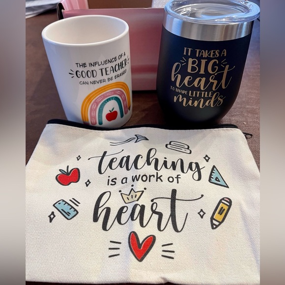 New in Box Teacher’s Mug/Tumbler/Pouch Gift Set - Picture 1 of 8